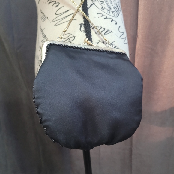 ☆Beaded Chain Purse - Picture 3 of 8